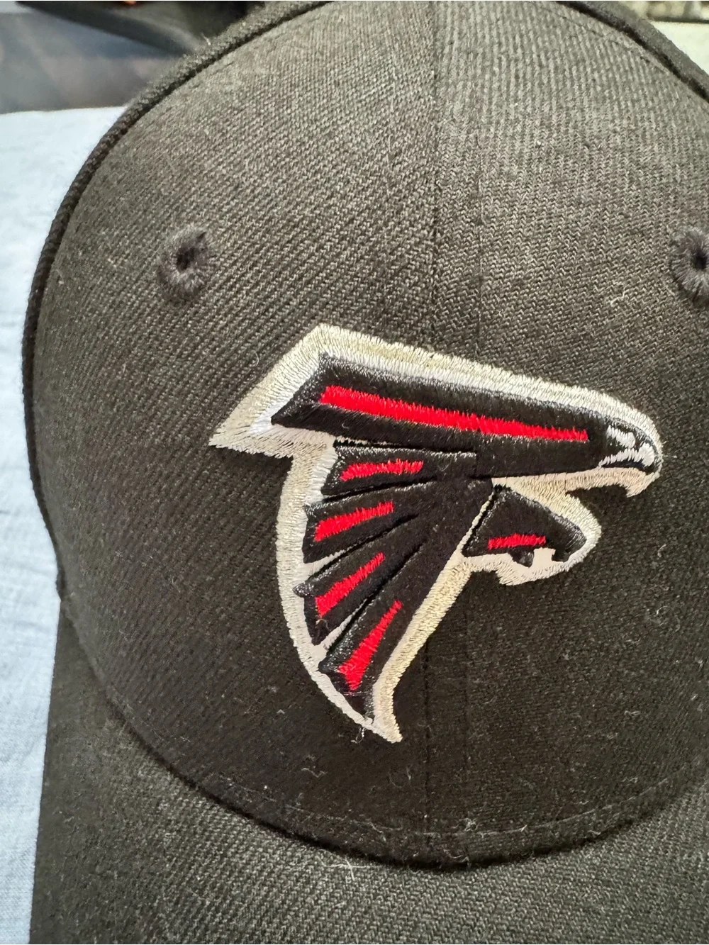 New Era 9FORTY Atlanta Falcons Youth Adjustable Hat Black Red NFL